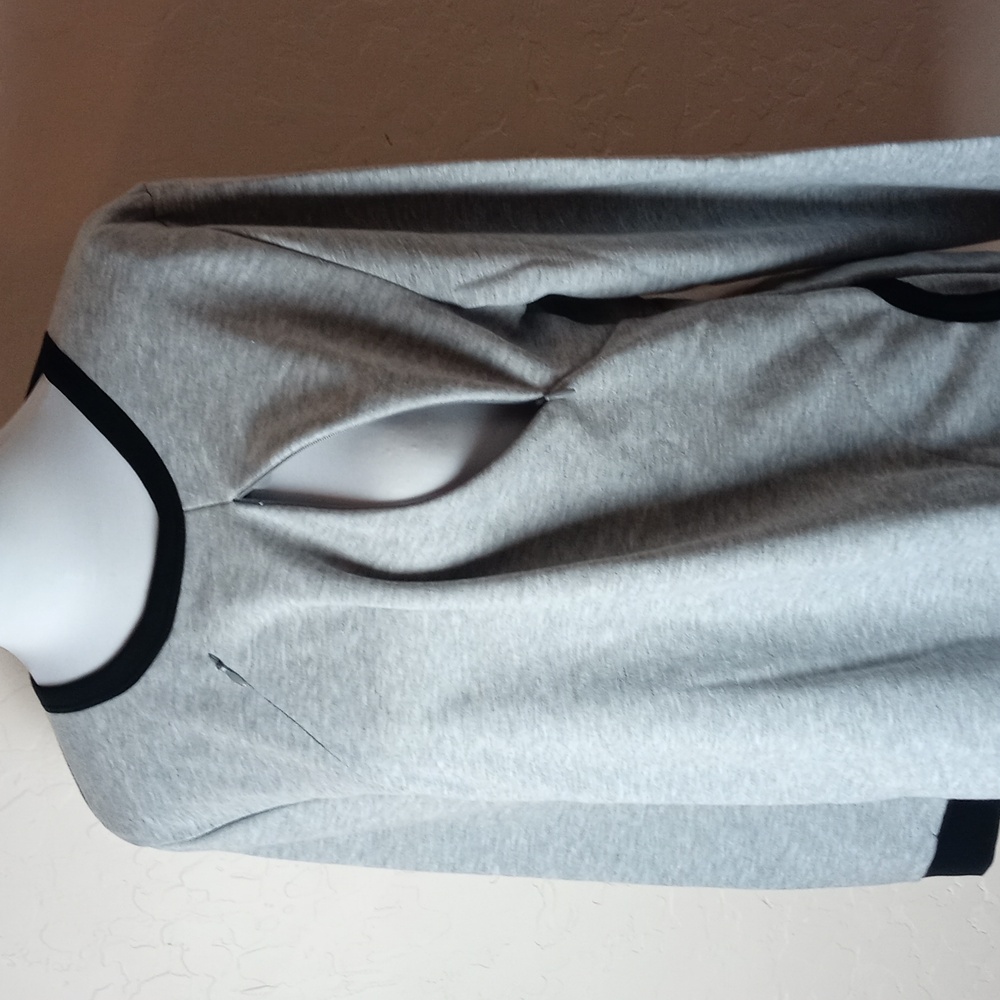 NWT Luvma Belly Nursing Maternity Sweatshirt - Picture 3 of 10